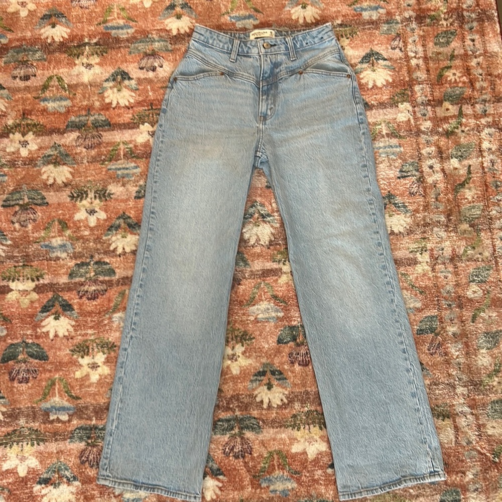 Abercrombie & Fitch Curve Love High Rise 90’s Relaxed Jean- Medium w/ Front Yoke